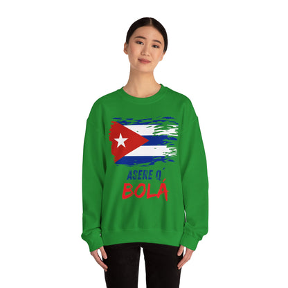 This crewneck sweatshirt is the perfect piece to show your love for Cuba and its culture. Featuring a modern and eye-catching design, it features the iconic phrase "Asere Q' Bola" in a style that captures the essence of the island.